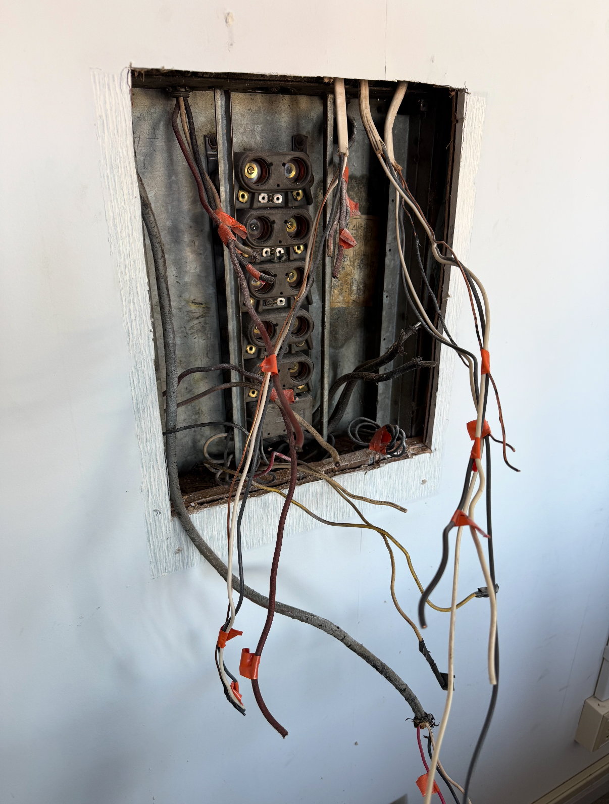 Old panel wiring before replacement